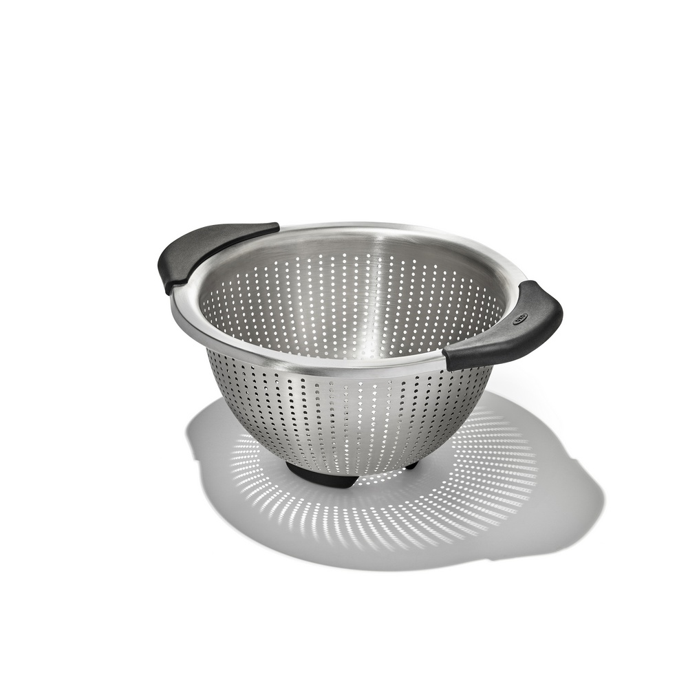 Brix Design A/S  OXO Stainless Steel Colander 2.8L