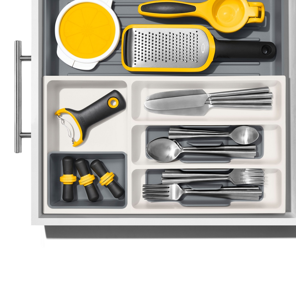 Brix Design A/S  OXO Expandable Utensil Drawer Organizer